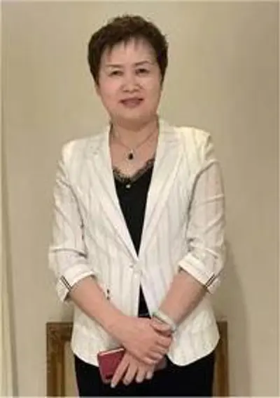 王春华
